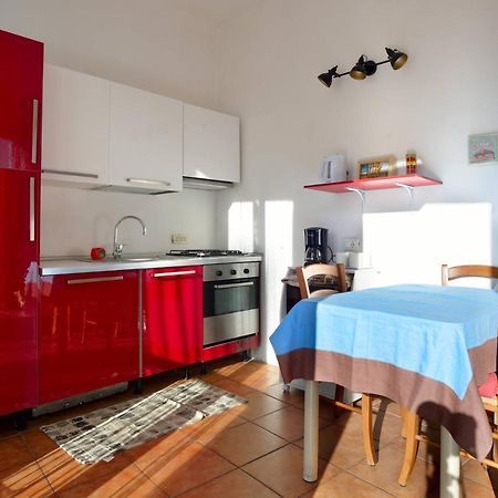Casa Con Grande Terrazza, Ac, Wifi, Posto Auto E Vicino Al Mare Villa อิมเปรีอา ภายนอก รูปภาพ