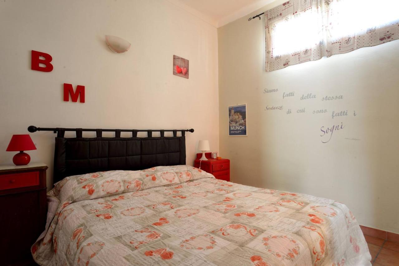 Casa Con Grande Terrazza, Ac, Wifi, Posto Auto E Vicino Al Mare Villa อิมเปรีอา ภายนอก รูปภาพ